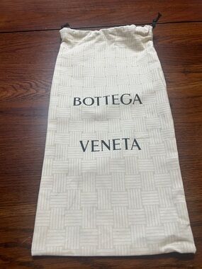 Bottega Veneta dust bag